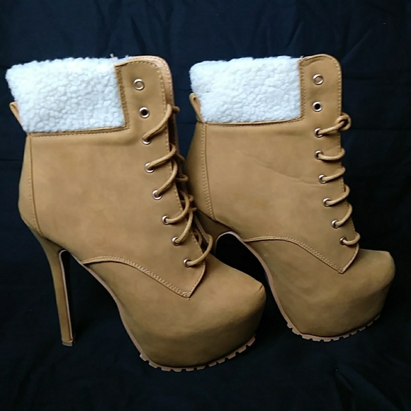 Bella Marie Ankle Bootie With Stiletto Heels - Picture 3 of 3